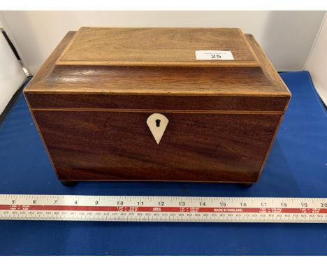 AN INLAID WOODEN TEA CADDY BOX 