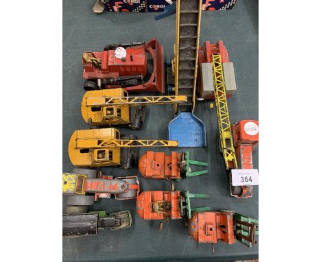 VARIOUS VINTAGE TOYS TO INCLUDE STEAM ROLLERS, CRANES, FORK LIFTS ETC 