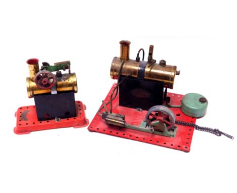 A Mamod MM2 steam engine and a Mamod SE1A stationary steam engine. (2) 