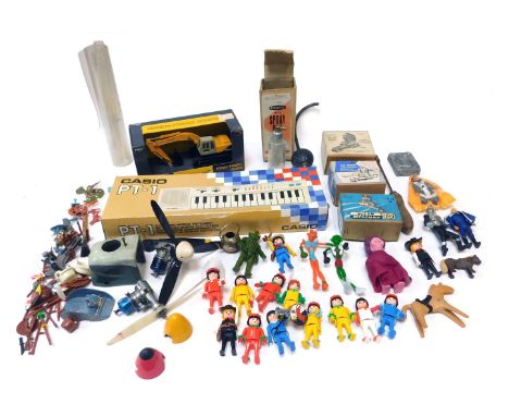 Ertl, Casio and other toys, including an Ertl HD820E3 hydraulic excavator, a Casio PT1 electronic musical instrument, Playmob