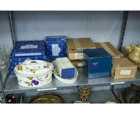 ROYAL WORCESTER 'EVESHAM' OVAL TUREEN AND COVER, ROUND CASSEROLE, DEEP SOUFFLE, FOUR RAMEKINS, STORAGE JAR, HORS D' OEUVRES, 