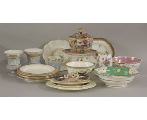 Assorted late 18th/early 19th century English porcelain, to include plates, stands, Imari caddy, Wedgwood, etc (qty)