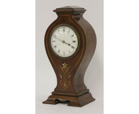 An Art Nouveau mahogany and inlaid mantel clock, 27.5cm