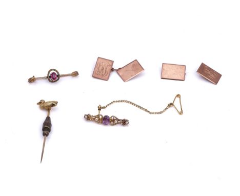 A GOLD AND DIAMOND STICK PIN, DESIGNED AS A DUCK AND THREE FURTHER ITEMS (4)The Duck stick pin with a rose diamond set eye, a