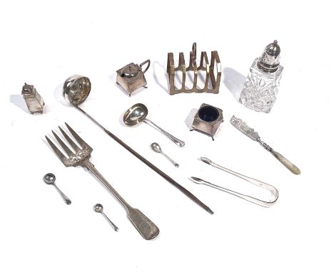 A GROUP OF SILVER AND SILVER MOUNTED WARES (13)Comprising; a fiddle pattern fish serving fork, a pair of sugar tongs, a cream