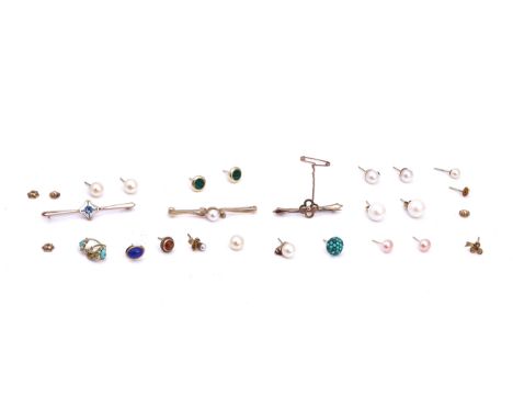 THREE BAR BROOCHES AND VARIOUS EARRINGS (QTY)Comprising; a 9ct gold, cultured pearl and diamond bar brooch, in a scrolling de