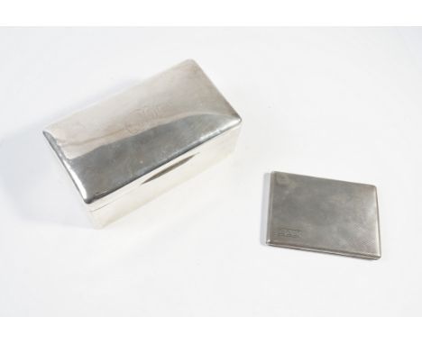 A SILVER TABLE CIGARETTE BOX AND A SILVER CIGARETTE CASE (2)The rectangular table cigarette box wooden lined within, the lid 