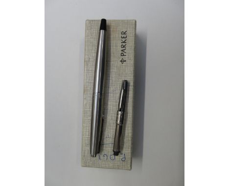 Vintage Parker 45 classic flighter stainless steel fountain pen with full box of cartridges 