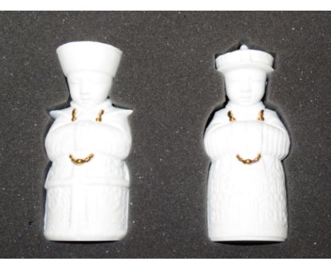 Lladro privilege gold edition ceramic salt &amp; pepper shakers in the from of young monks with box &amp; papers 
