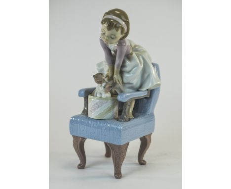 Lladro Special Event Figure For 1998, "Purr-fect Friends" Status Retired, Model 6512. Issued 1998 Only. Height 9.5 inches. Mi
