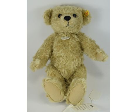 Steiff - Handmade Mohair Teddy Bear ' Luca ' Blond, Steiff Button In Ear, 5 Way Jointed. Entirely Handmade. Boxed. Excellent 