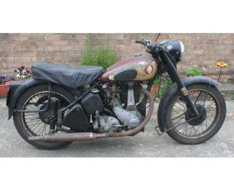 1954 BSA M33, 500 cc. Registration number RAT 902. Frame number BM20S. 2743 (see text). Engine number BM33. 901. First introd