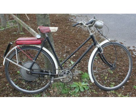 1954 BSA Winged Wheel, 35 cc. Registration number SYA 470. Frame number 23289. Engine number M BW 8490. The Winged Wheel was 