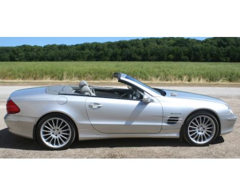 2002 Mercedes Benz SL 500, 4966 cc. Registration number SV02 NCD. Chassis number WDB2304752F017366. Engine number 11396330385