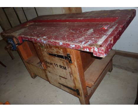 Large work bench with vice 