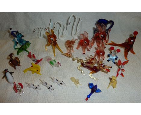 Large selection of glass animals, some 1950/60s including deer, swans, elephants, jockey & hounds and small miniature jug wit