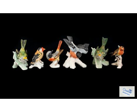 A Collection of Goebel Hand Painted Ceramic Bird Figures ( 6 ) Six In Total. From The 1960's / 1970's. Comprises 1/ European 