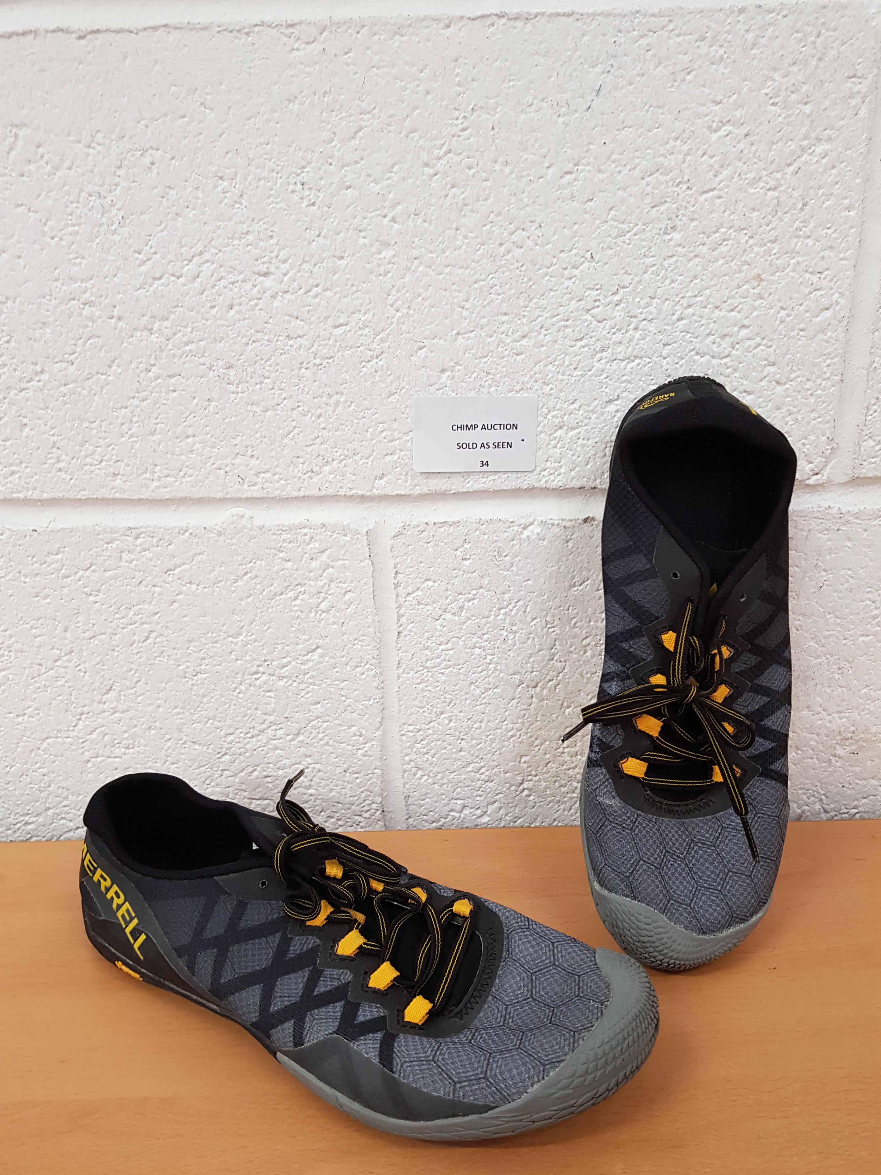 retail stores that sell merrell shoes
