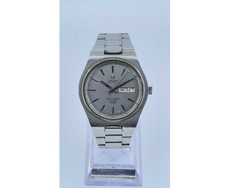OMEGA SEAMASTER COSMIC 2000 BRACELET WRISTWATCH, c. 1970s, stainless steel, enamel filled baton markers, silvered dial, autom
