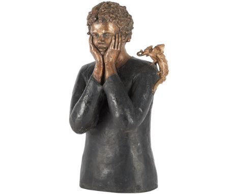 MARTIN EMSCHERMANN (Friburgo 1969)Scultura in bronzo fusione a cera persa "Cuntisti" La stele in bronzo (h.50cm) fa parte del