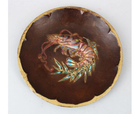 A GOOD JAPANESE 19TH / 20TH CENTURY BRONZE / METAL ENAMEL LOBSTER PLATE, the scalloped rim dish depicting in great detail a l