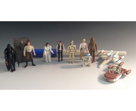 Star Wars Toys - Kenner Toys original 1977 issue set of four 3 and 3/4 size figures  comprising Luke Skywalker, telescopic li