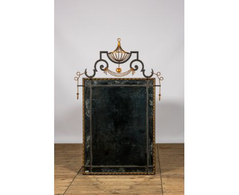 Full title: A neoclassical Las Palmas design 'Roussel' partly gilt wrought iron mirror, 20th C.Description:164,5 x 105,5 cmAb