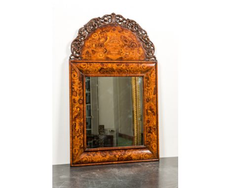 Full title: An English walnut and marquetry William and Mary-style mirror, 18/19th C.Description:121 x 73 cmAbout this sale: 