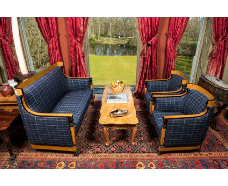 Full title: A root wood veneer and partly ebonised wooden salon with two armchairs and a sofa, 19/20th C.Description:H 100,5 