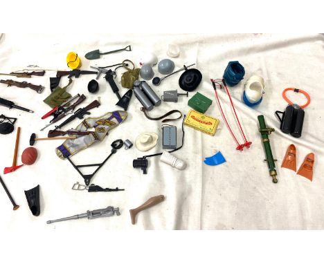 Large selection of vintage Palitoy action man accessories 