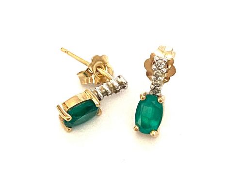 9ct gold synthetic emerald and gemstone stud earrings, approximate weight 1.3g 