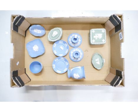 A mixed collection of Wedgwood items to include trinket boxes, vases, candlesticks, etc. (11)