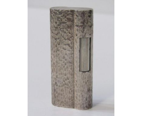 DUNHILL CIGARETTE LIGHTER, model C53884 