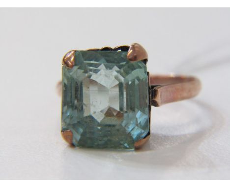 VINTAGE 9ct ROSE GOLD STONESET RING, set with green/blue paste stone, size M.af