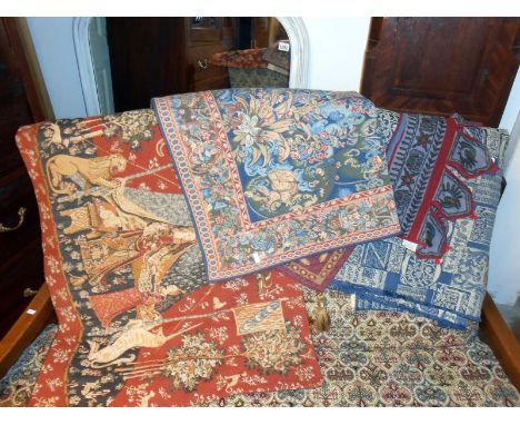 4 items of tapestry including throws