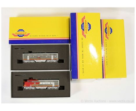 Athearn Genesis American Outline HO Gauge Scale 99042 DCC Sound Fitted Santa Fe Warbonnet EMDF-7 A Unit road number 47 plus B