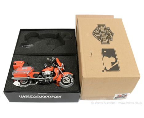 Die-cast Promotions (ERTL 1/12th scale) Motorcycle 10508 Harley Davidson FLHTCU Ultra Classic Electroglide "Detroit Tigers" -