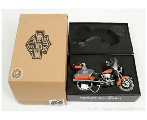 Die-cast Promotions (ERTL) 1/12th scale Motorcycle 10617 Harley Davidson FLHTCU Ultra Classic Electroglide "Oregon State Beav