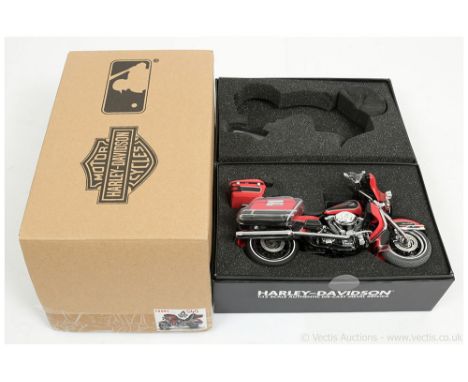 Die-cast Promotions (ERTL) 1/12th scale Motorcycle 10501 Harley Davidson FLHTCU Ultra Classic Electroglide "Arizona Diamondba