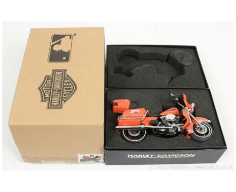 Die-cast Promotions (ERTL) 1/12th scale Motorcycle 10508 Harley Davidson FLHTCU Ultra Classic Electroglide "Detroit Tigers" -