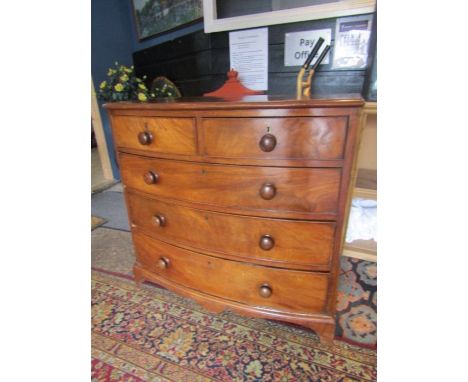 A vintage 2/3 chest of drawers 104cmW x 57cmD x 97cmHsome veneer missing- see photo's