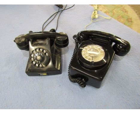 2 Vintage telephones&nbsp;