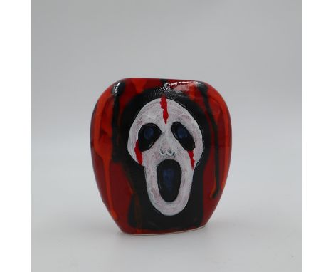 Anita Harris scream vase, signed in gold, no cracks or chips, H: 13 cm. UK P&amp;P Group 1 (£16+VAT for the first lot and £2+