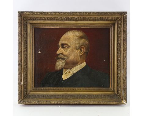 19th century oil on canvas, portrait of a gentleman, unsigned, 32cm x 40cm, framedSeveral small paint chips, general craquelu