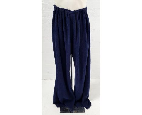 HOW THE GRINCH STOLE CHRISTMAS (2000) - 'WHO' BLUE FLEECE TROUSERS Large navy blue gents fleece bottoms, Accompanied by a Pre