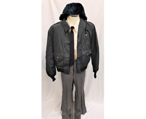 MEET THE PARENTS - CROSSING GUARD FOUR PIECE UNIFORMcomprising a gents Gerber navy blue zipped jacket, featuring a detectable