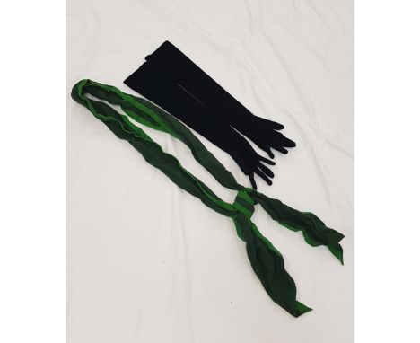 HOW THE GRINCH STOLE CHRISTMAS (2000) - SASH AND GLOVESBlack velour long length gloves and a two tone green sash. The film st