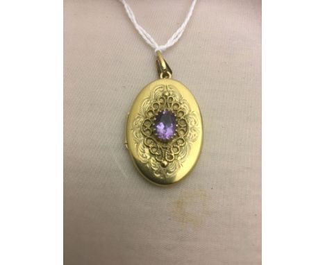 A 9ct amethyst set locket/pendant