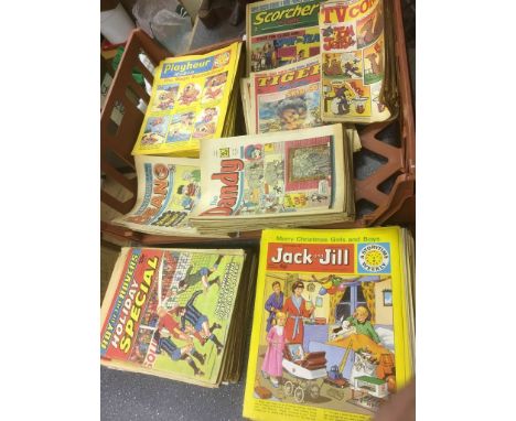A quantity of vintage comics (c1971): Magic Roundabout etc