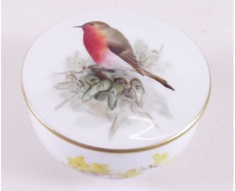 A Royal Worcester trinket box painted robin date code 1927